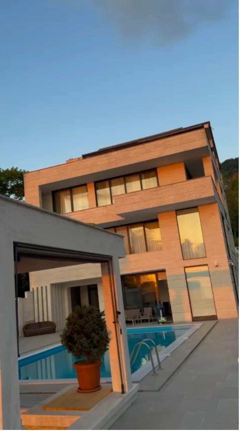 Villa Sunlight Apartment hotel in Batumi