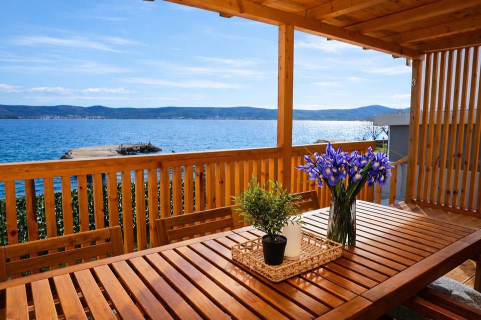 Spring, Day, Natural landscape, View (from property/room), Balcony/Terrace, Sea view