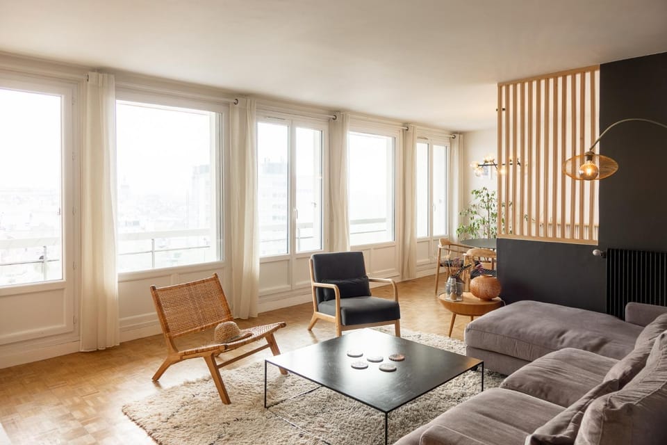 Living room, Seating area