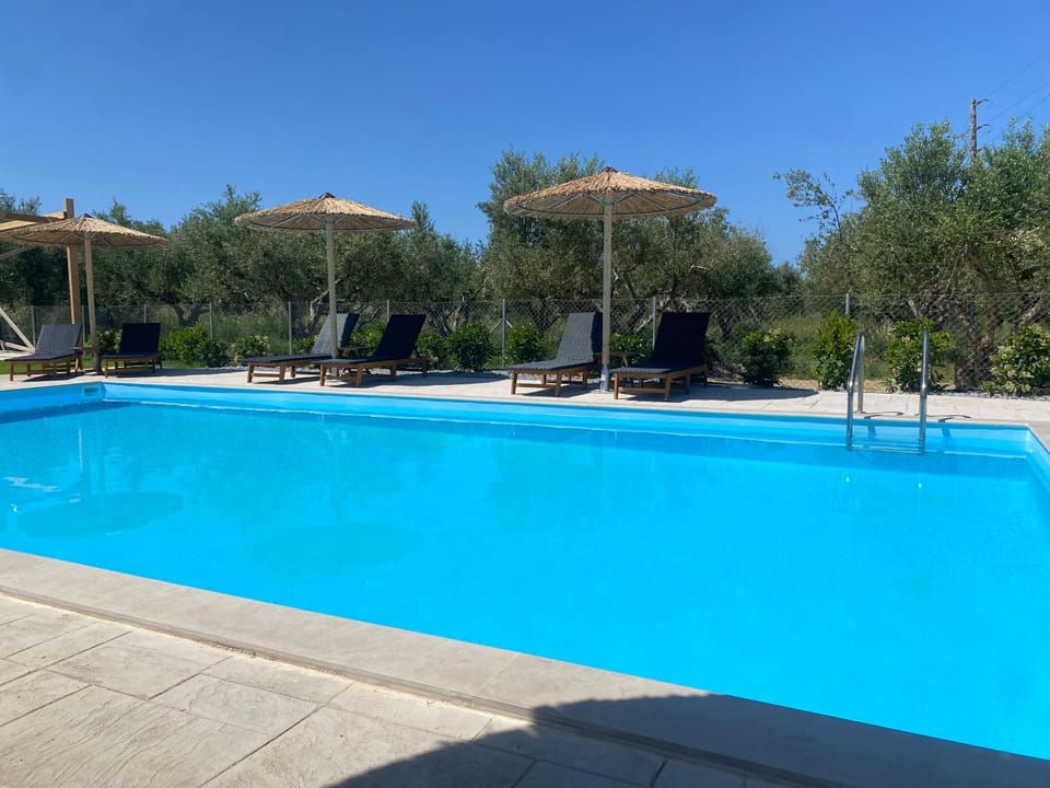 Property building, Swimming pool
