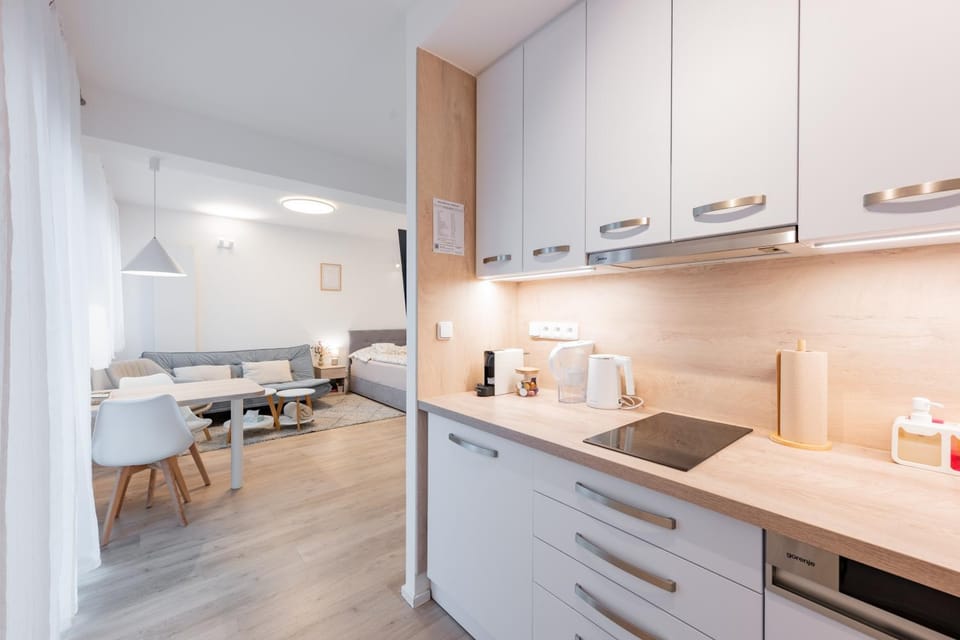Coffee/tea facilities, Kitchen or kitchenette, Dining area, minibar, pet friendly, stove, toaster