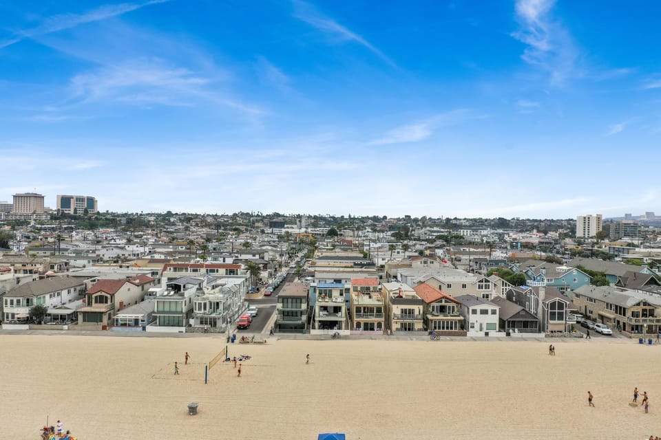 3312 W Oceanfront House in Balboa Peninsula