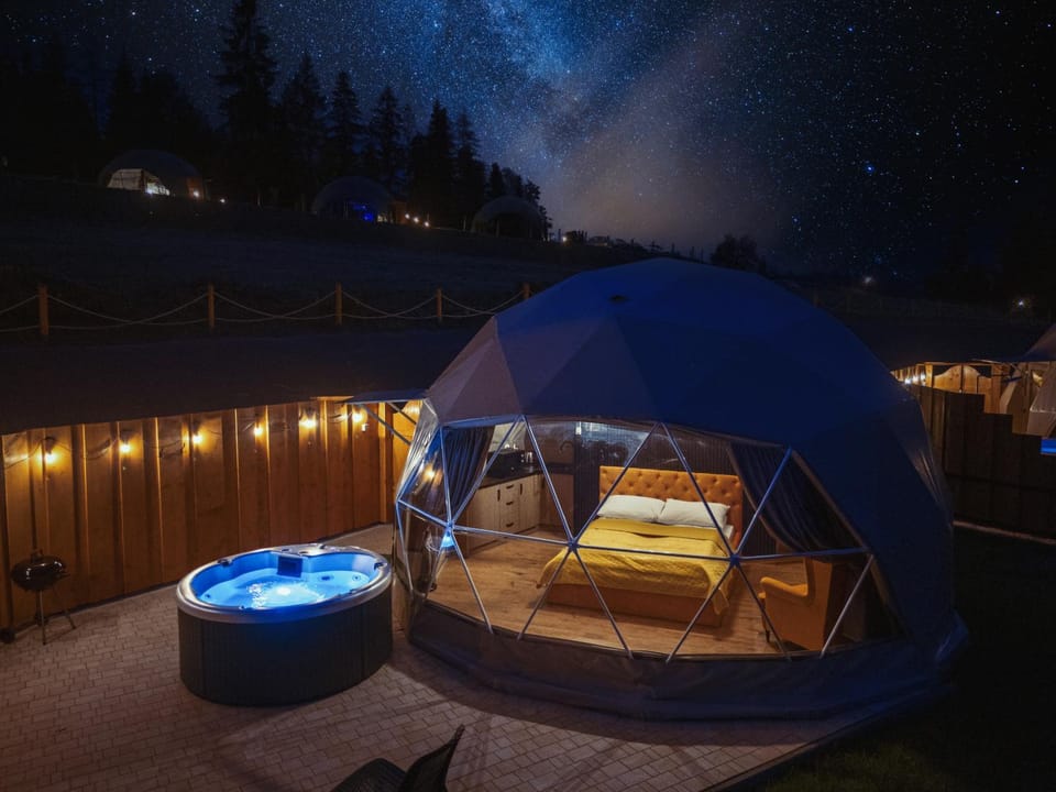 Night, Hot Tub, Bedroom, Swimming pool