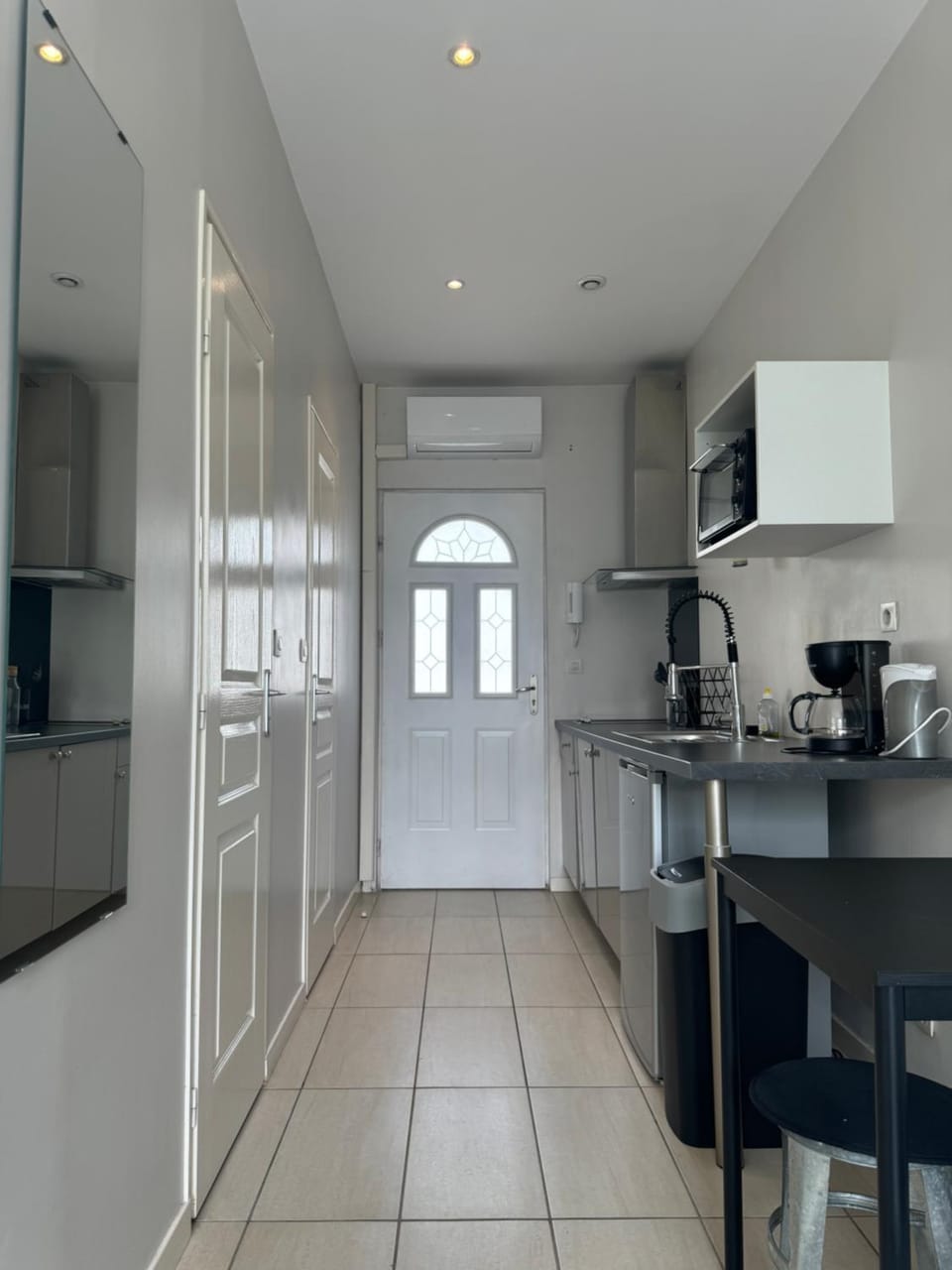 Studio Gabriel Apartment in Caluire-et-Cuire