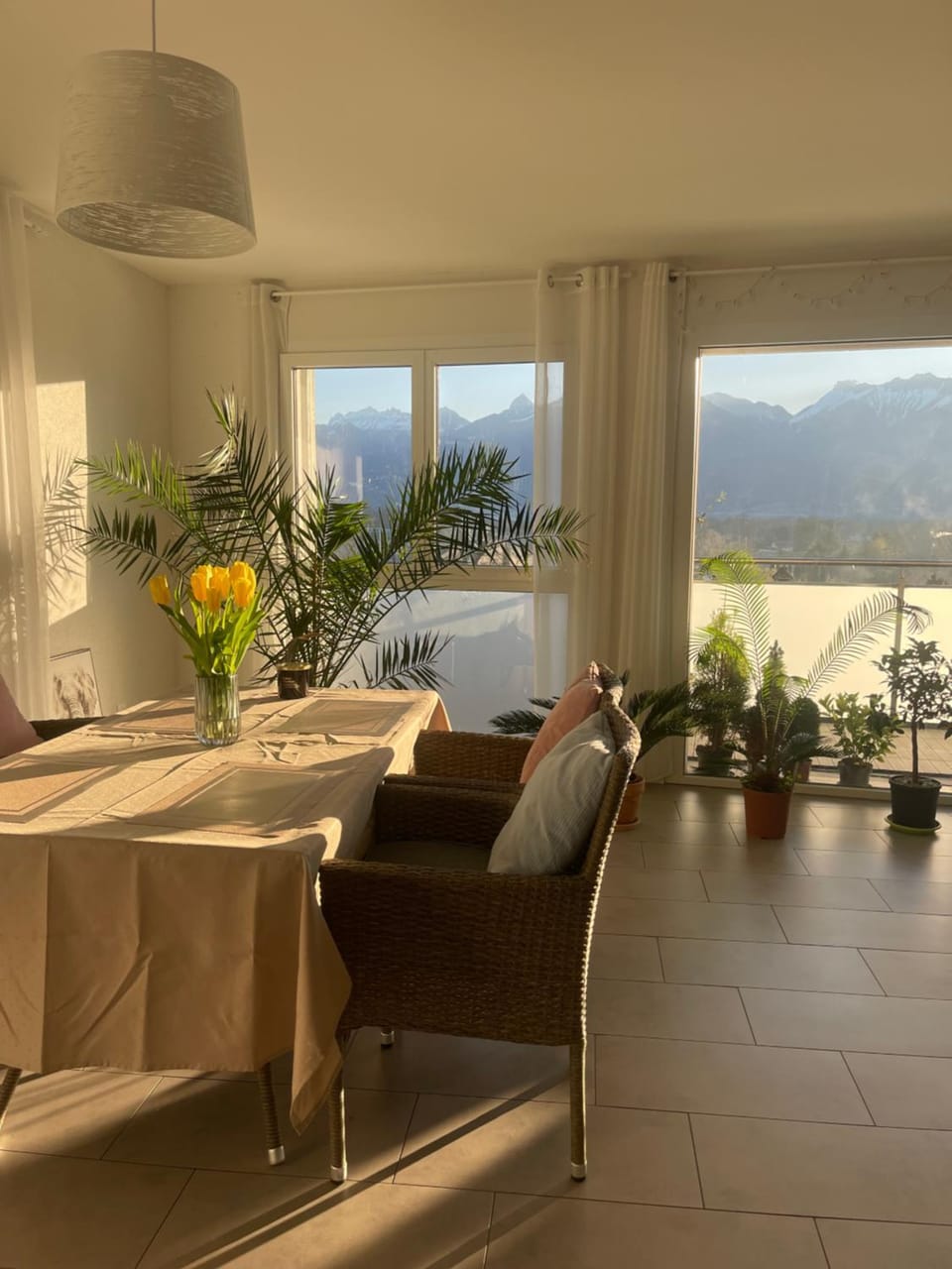 Lake Geneva Apartment in Haute-Savoie
