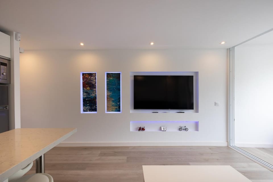 Communal lounge/ TV room, TV and multimedia
