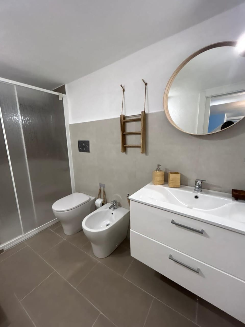 Shower, Toilet, Bathroom, bidet