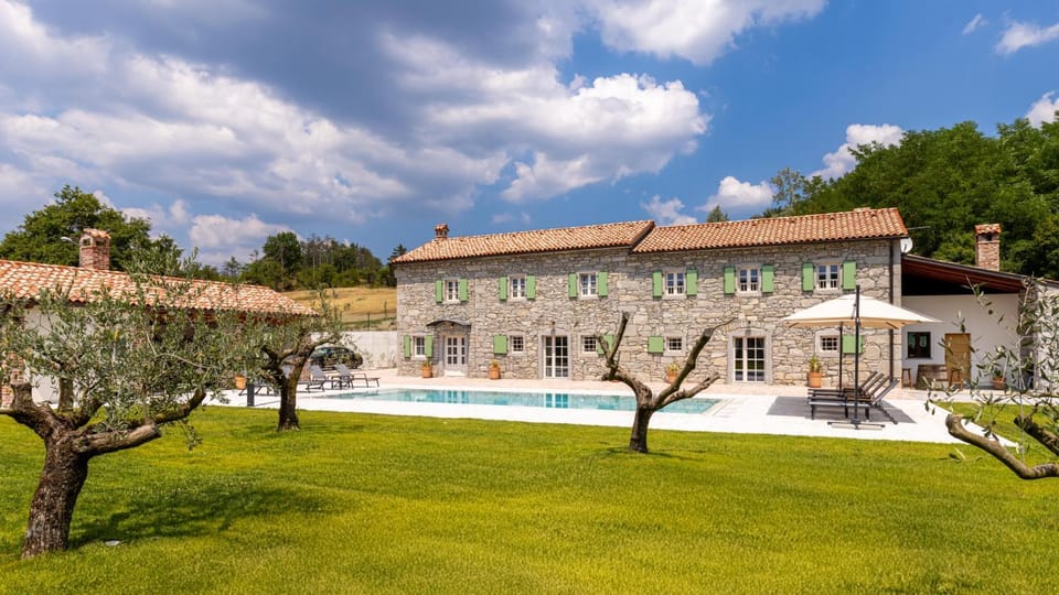 Property building, Spring, Day, Natural landscape, Garden, Garden view, Pool view, Swimming pool