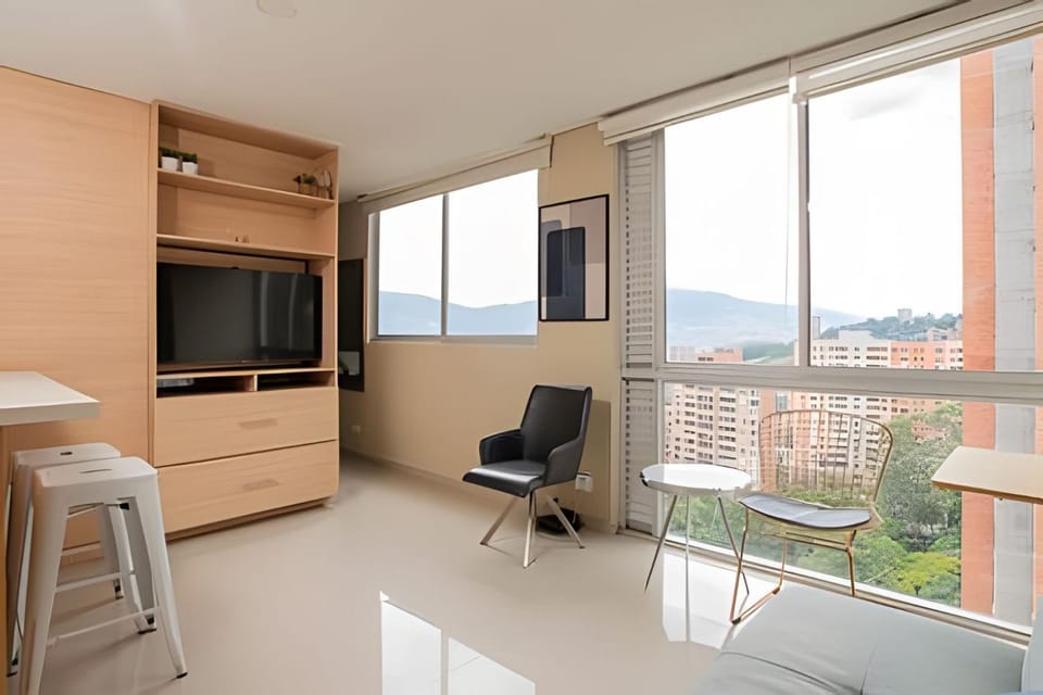 TV and multimedia, Living room, Mountain view