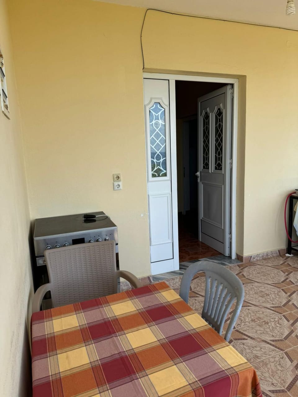 Ari's Guest House House in Vlorë County, Albania
