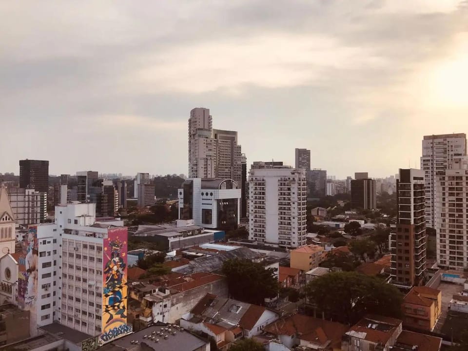City view, Location