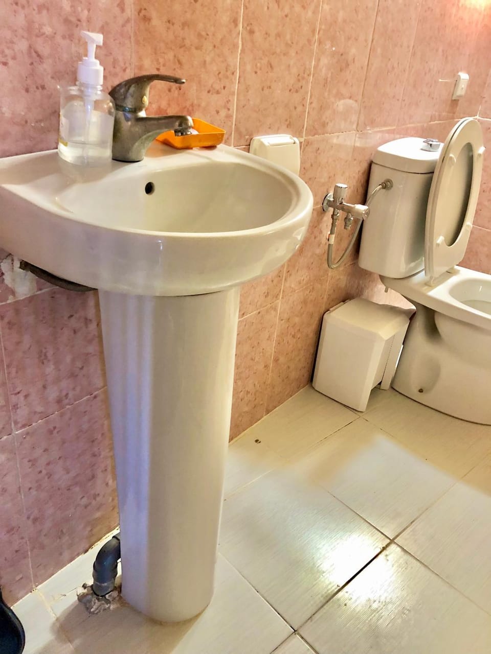 Toilet, Bathroom