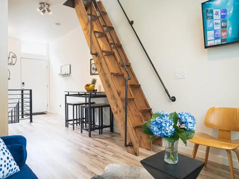 "Sauna-fication" in West Seattle House in Seattle