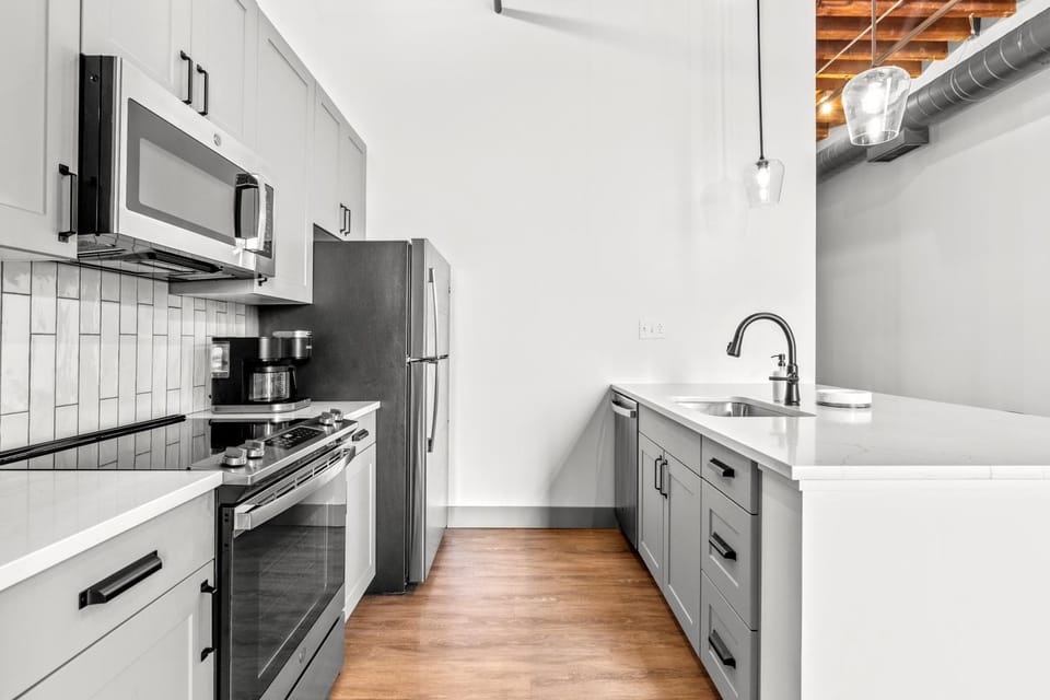 Kitchen or kitchenette