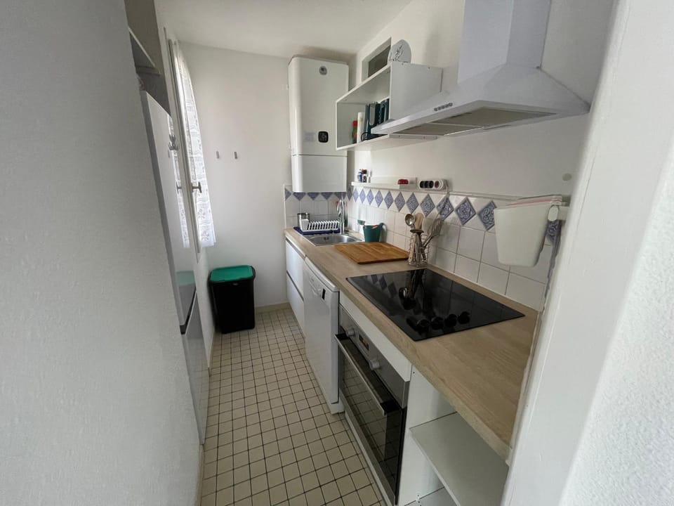 Appartement T2 à Gruissan, RDC, Plage à 150m, Parking, 4-5 pers - FR-1-796-72 Apartment in Gruissan