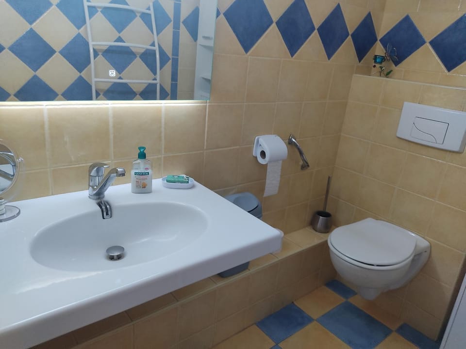 Appartement T2 à Gruissan, RDC, Plage à 150m, Parking, 4-5 pers - FR-1-796-72 Apartment in Gruissan