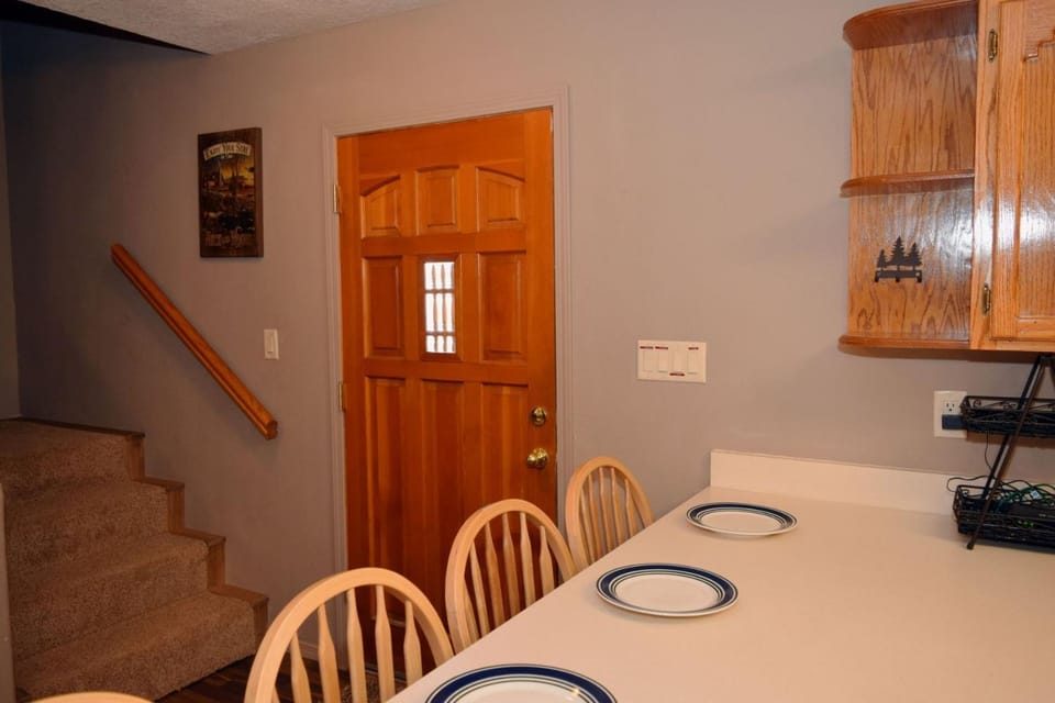 Dining area, furniture