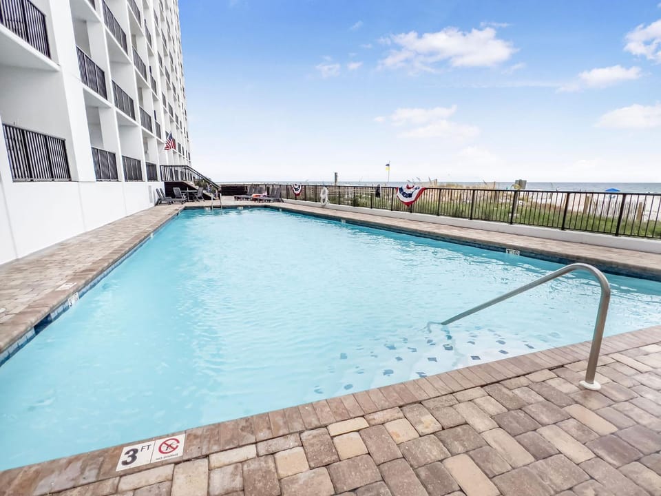 Palms 404- 4th Floor Corner unit Beach House in Orange Beach