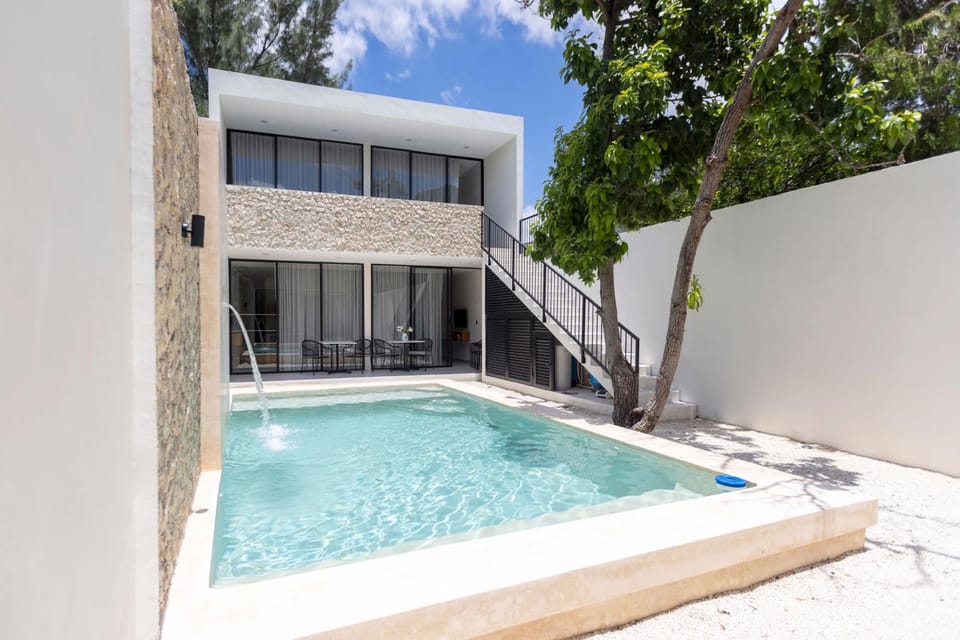 Pool view, Swimming pool