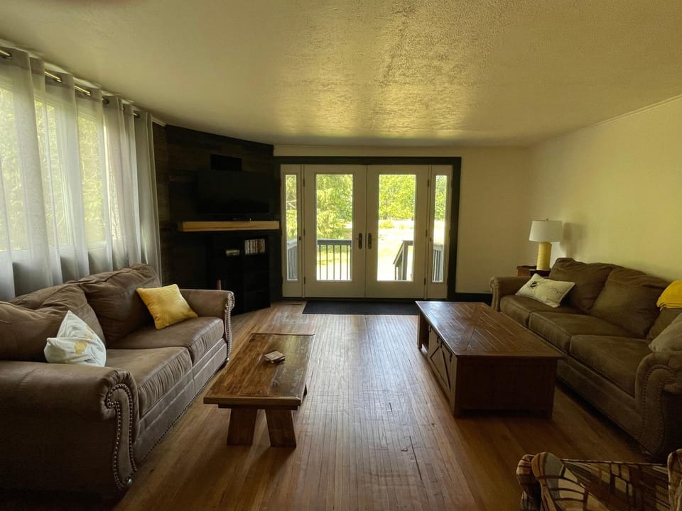 TV and multimedia, Living room