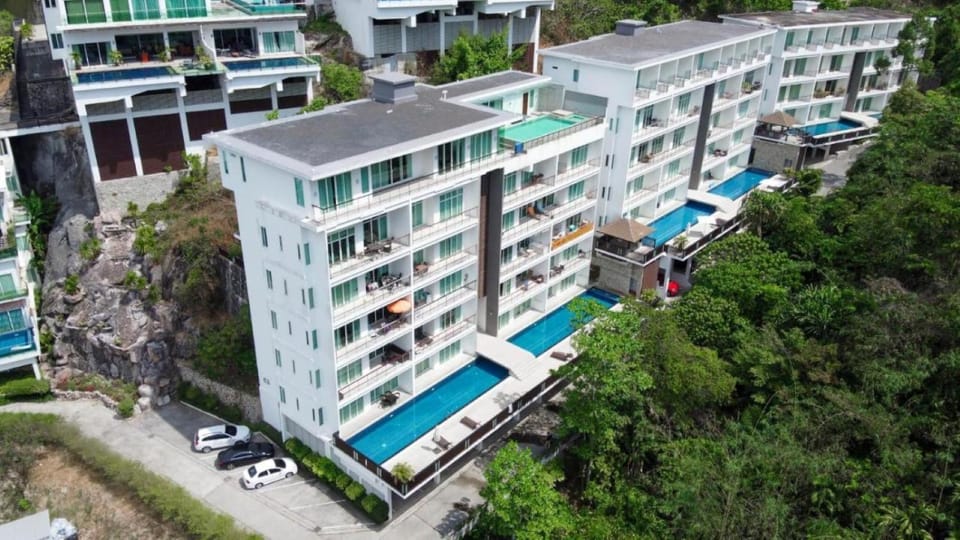 Property building, Swimming pool