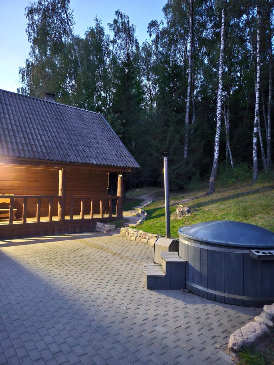Hot Tub, Hot Tub