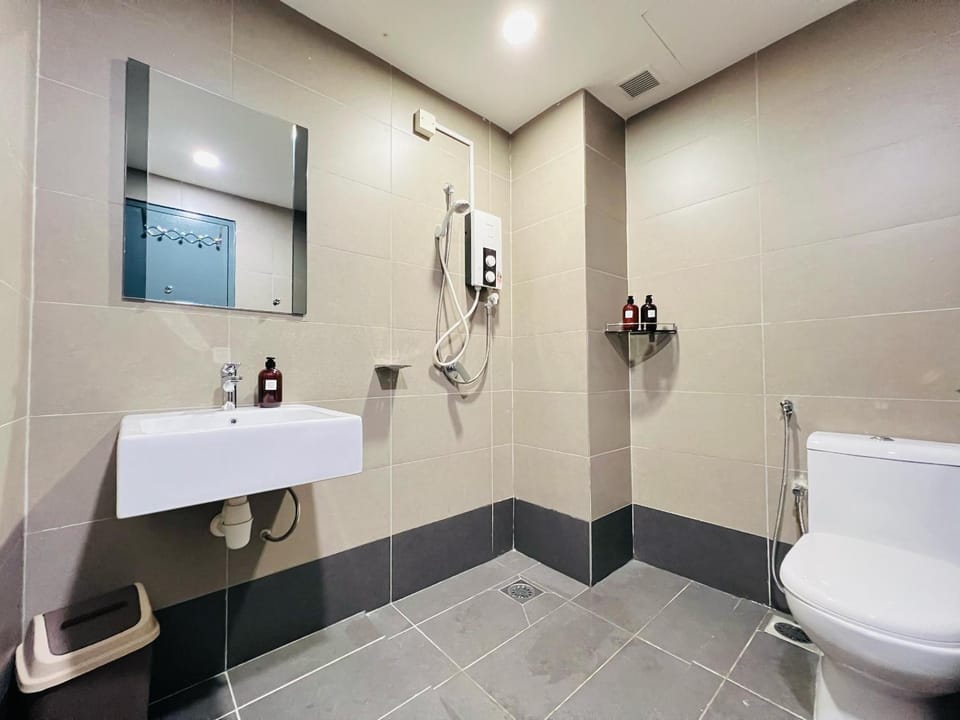 Shower, Toilet, Bathroom, bidet