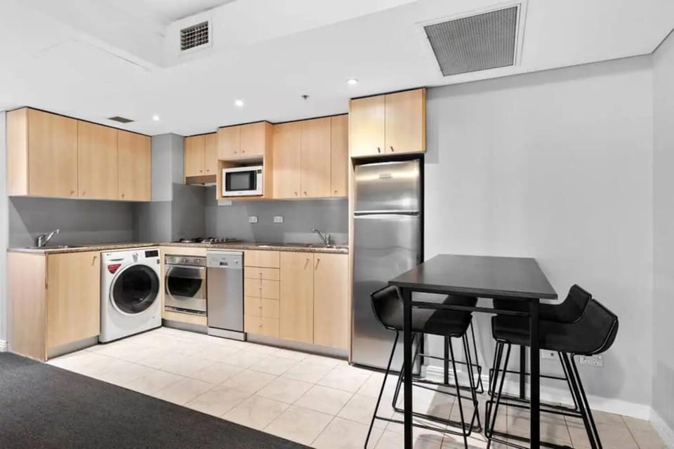 KozyGuru | Haymarket | High Level 2B APT 16 Apartment in Surry Hills
