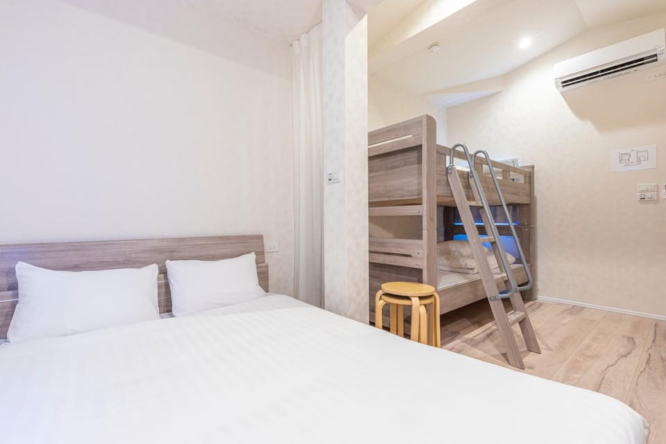 Bed, Bedroom, bunk bed, air conditioner