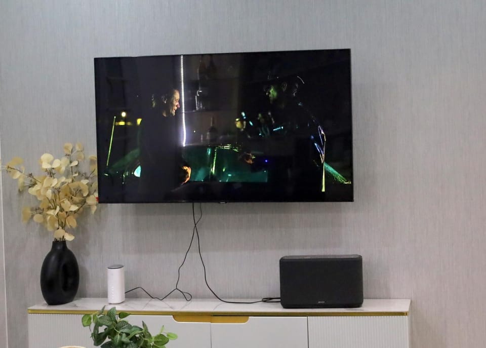 Communal lounge/ TV room, TV and multimedia