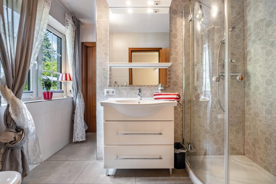 Bathroom, Living room