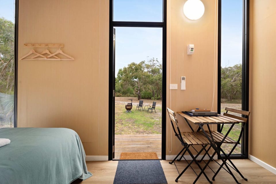 Bed, View (from property/room), Dining area
