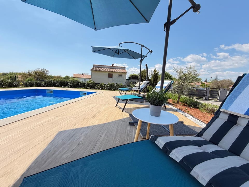 Pool view, sunbed