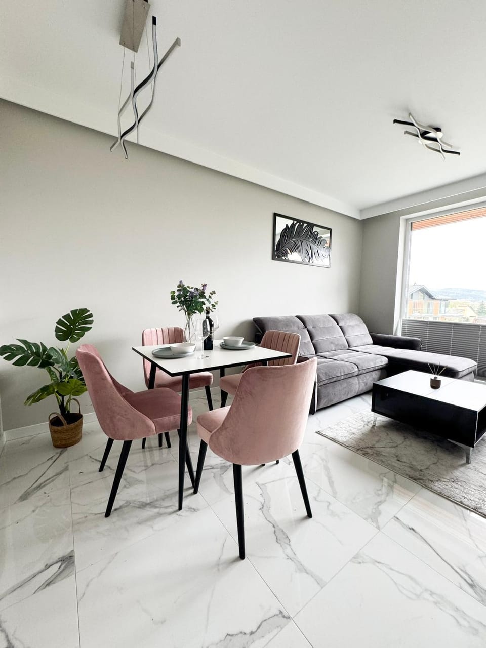 Living room, Seating area, Dining area