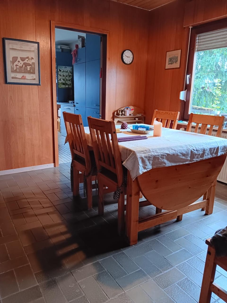 Seating area, Dining area