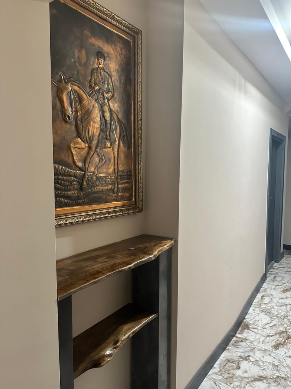 Lobby or reception, Decorative detail