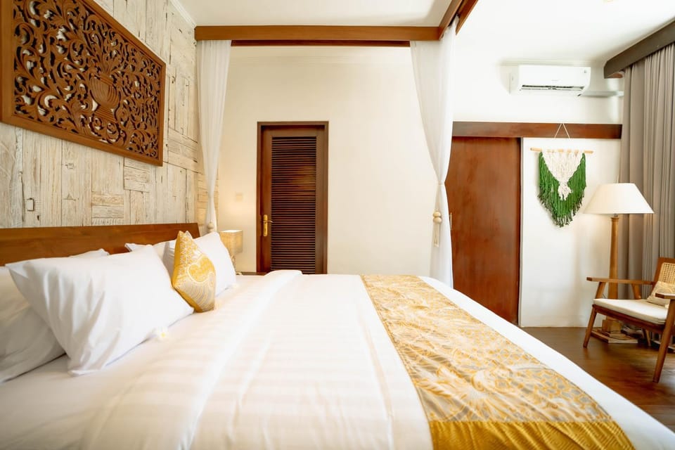 Shanti Estate Seminyak by Nakula Villa in Kuta