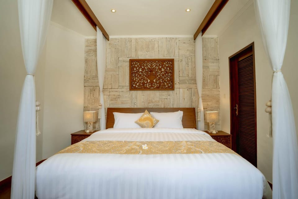 Shanti Estate Seminyak by Nakula Villa in Kuta