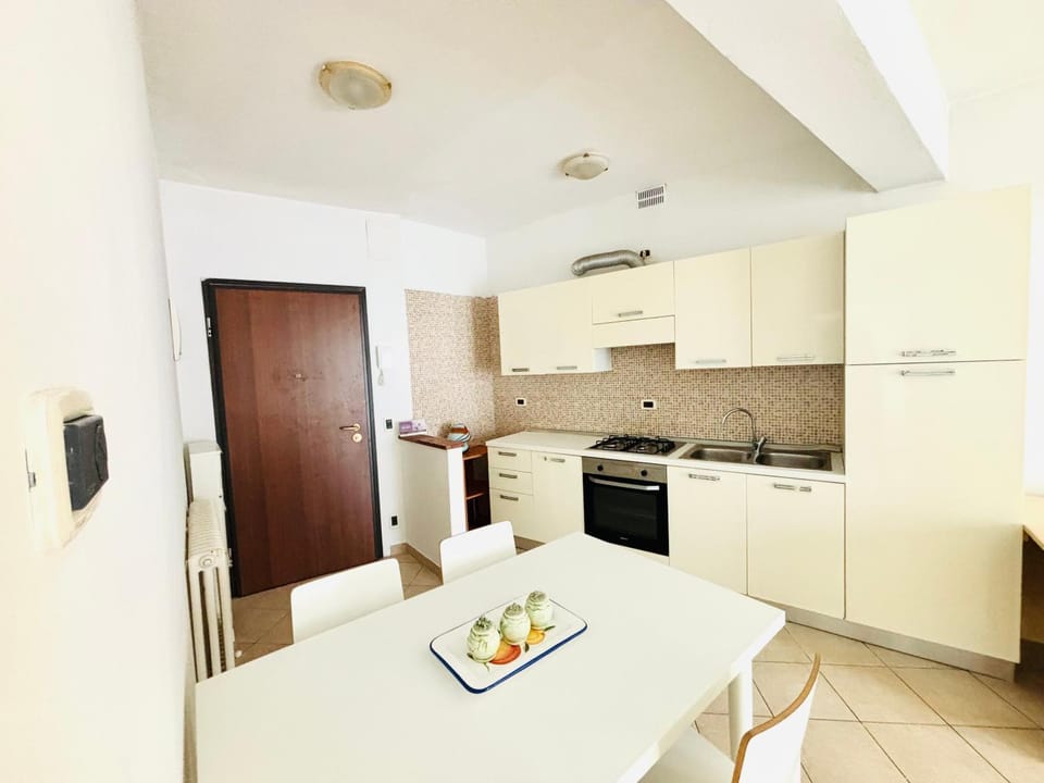 Sunny Home - Piazza Mazzini - Immobil Relax Apartment in Lido di Jesolo