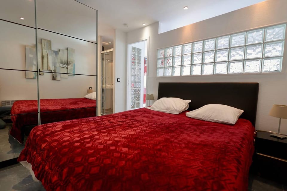 VILLA PARADIS Port Nature VPN129 By AGN- Luxe - 4 personnes Apartment in Agde
