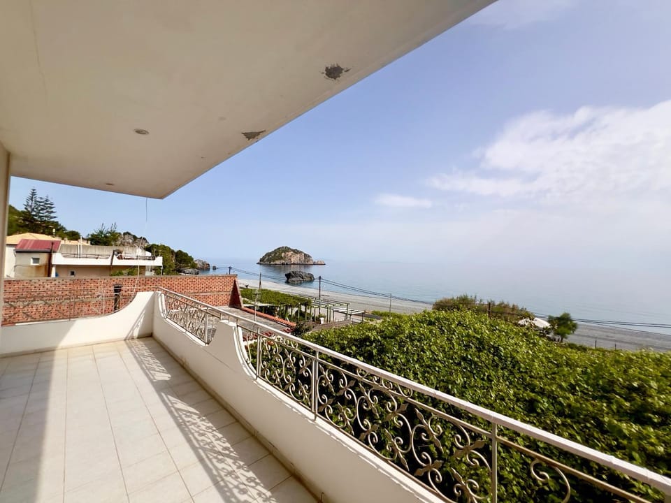 Natural landscape, View (from property/room), Balcony/Terrace, Sea view