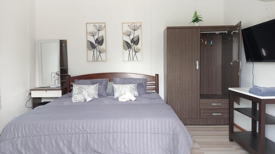 B&N House Vacation rental in Phuket