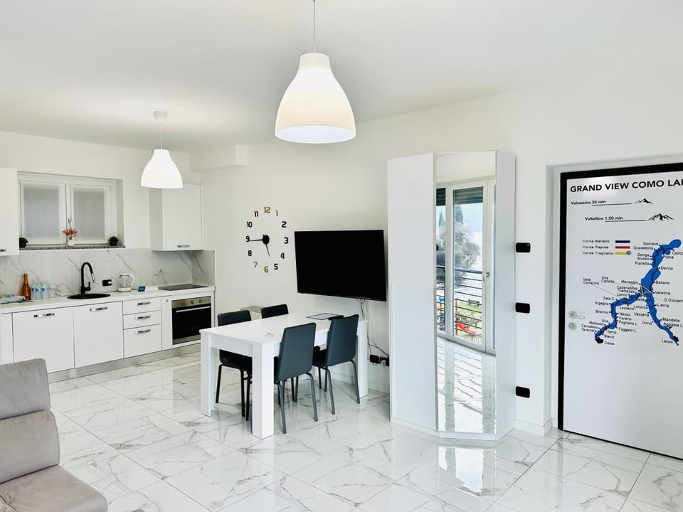 TV and multimedia, Kitchen or kitchenette, Dining area, minibar, oven, stove, kitchen, kitchen