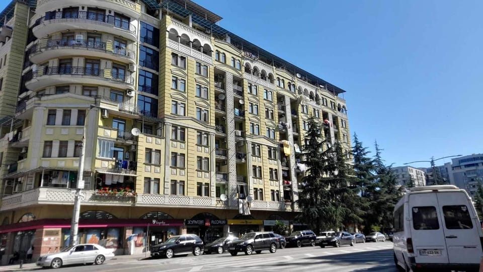 Property building, City view, Location, Parking