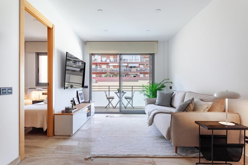 TV and multimedia, Living room, Photo of the whole room, Seating area