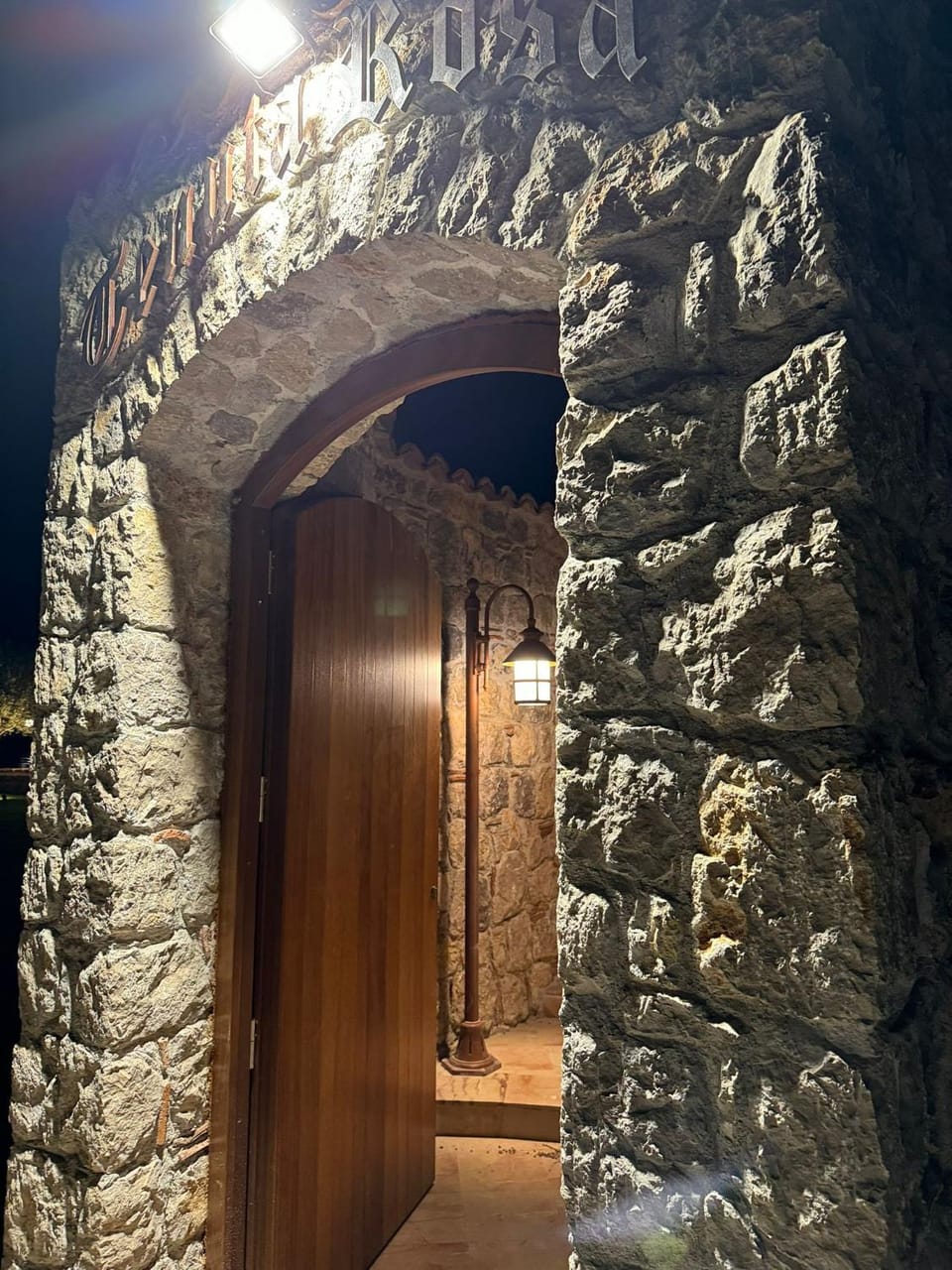 Facade/entrance
