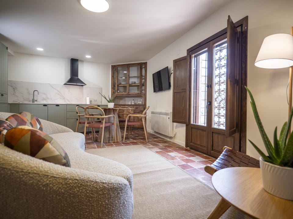 LA CASA AMARILLA APARTAMENTO BRONCHALES House in Albarracín