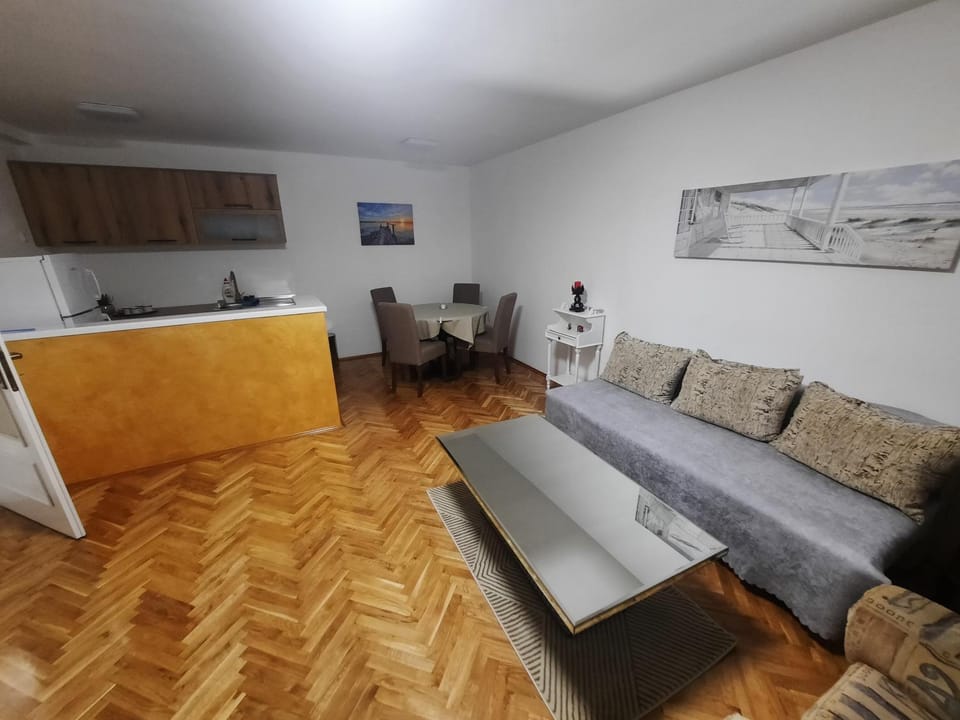 Apartman Lana Apartment in Budva