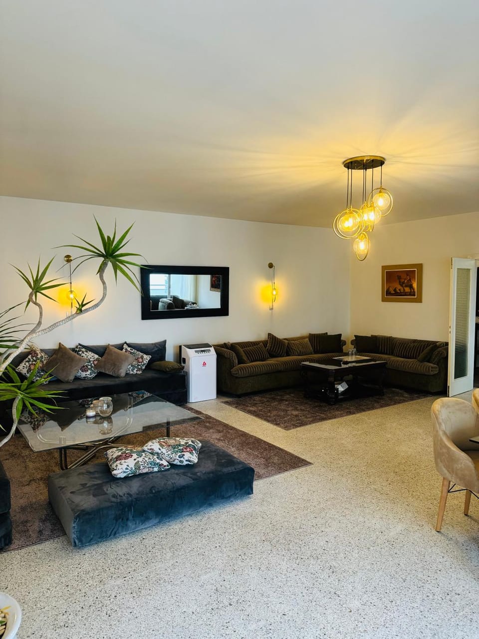TV and multimedia, Living room, heating, air conditioner