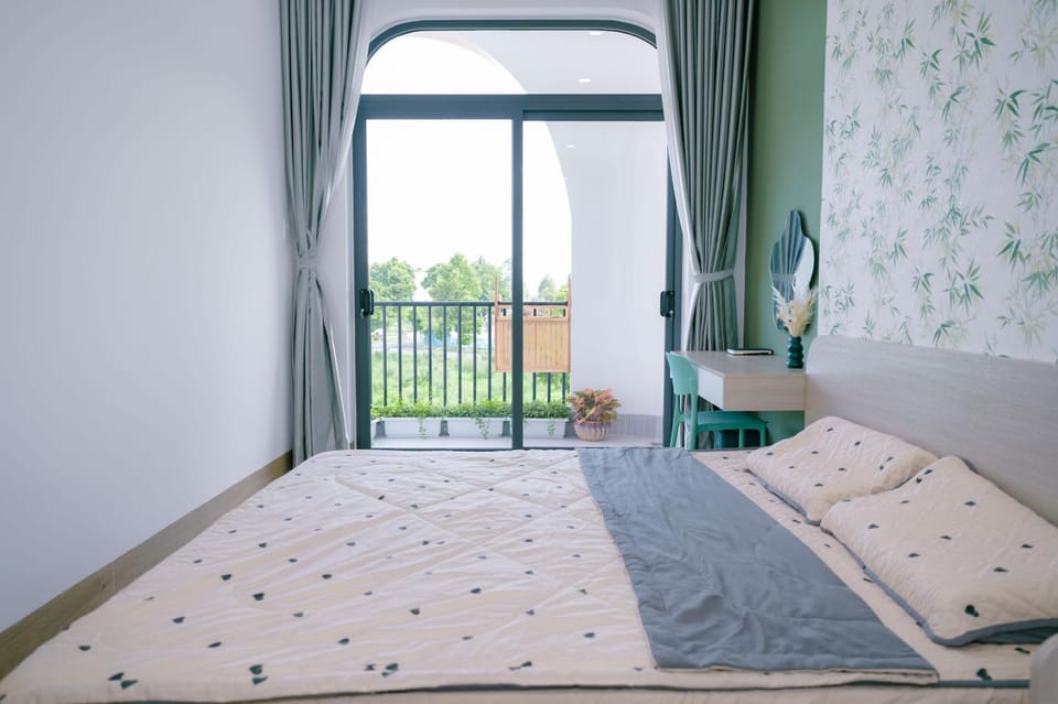 Bed, View (from property/room), Balcony/Terrace, Bedroom